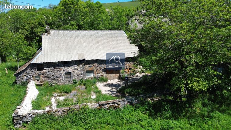 Propriété 3 pièces 160 m²