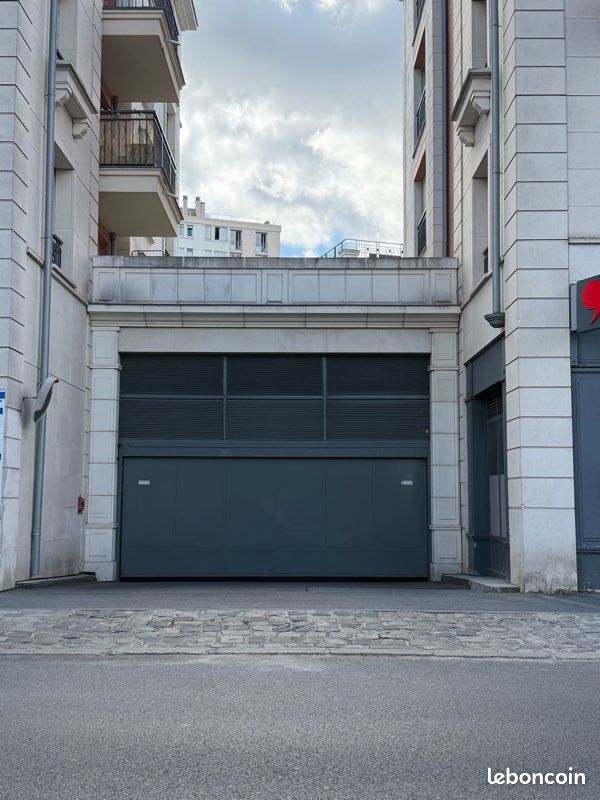 Parking Maisons - Alfort 94700 Centre-ville · à Maisons-Alfort · 19 500 €