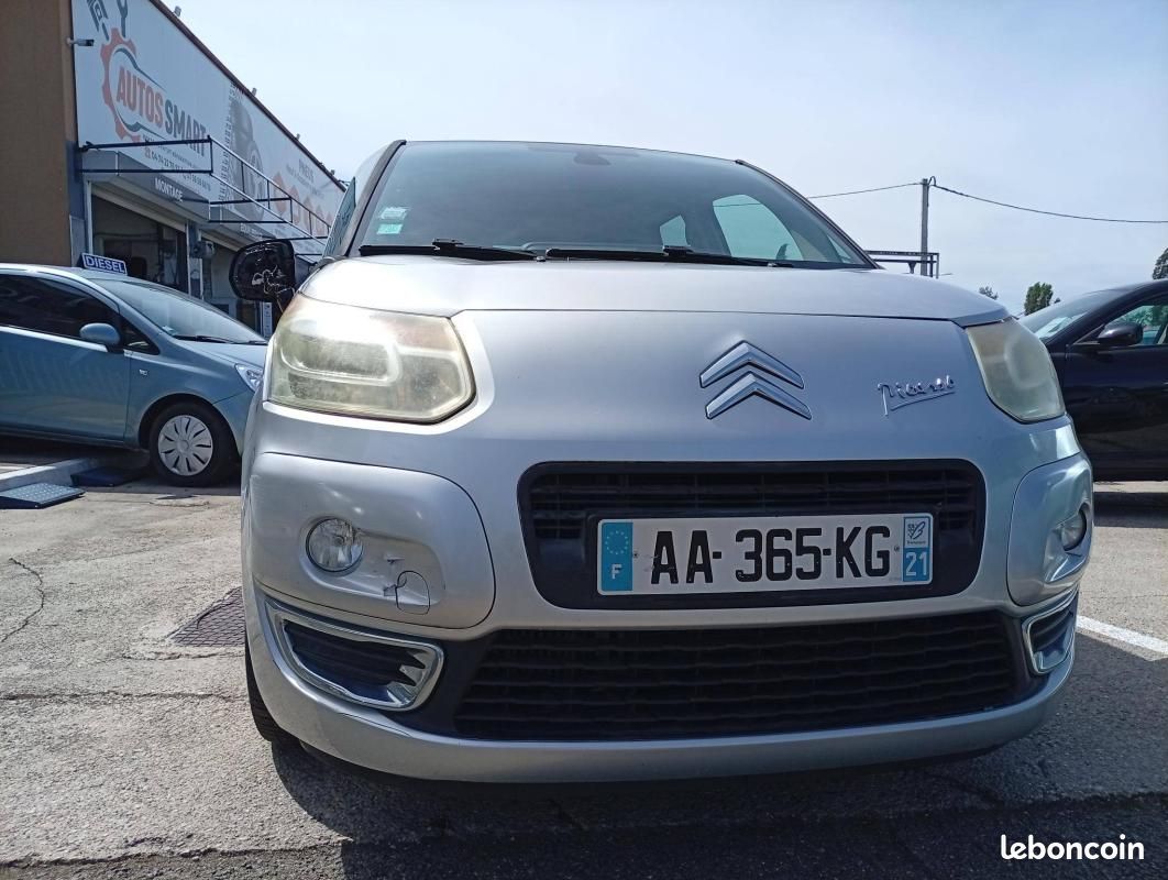 Citroën C3 II 1.6 HDi90 FAP Exclusive (image 3)