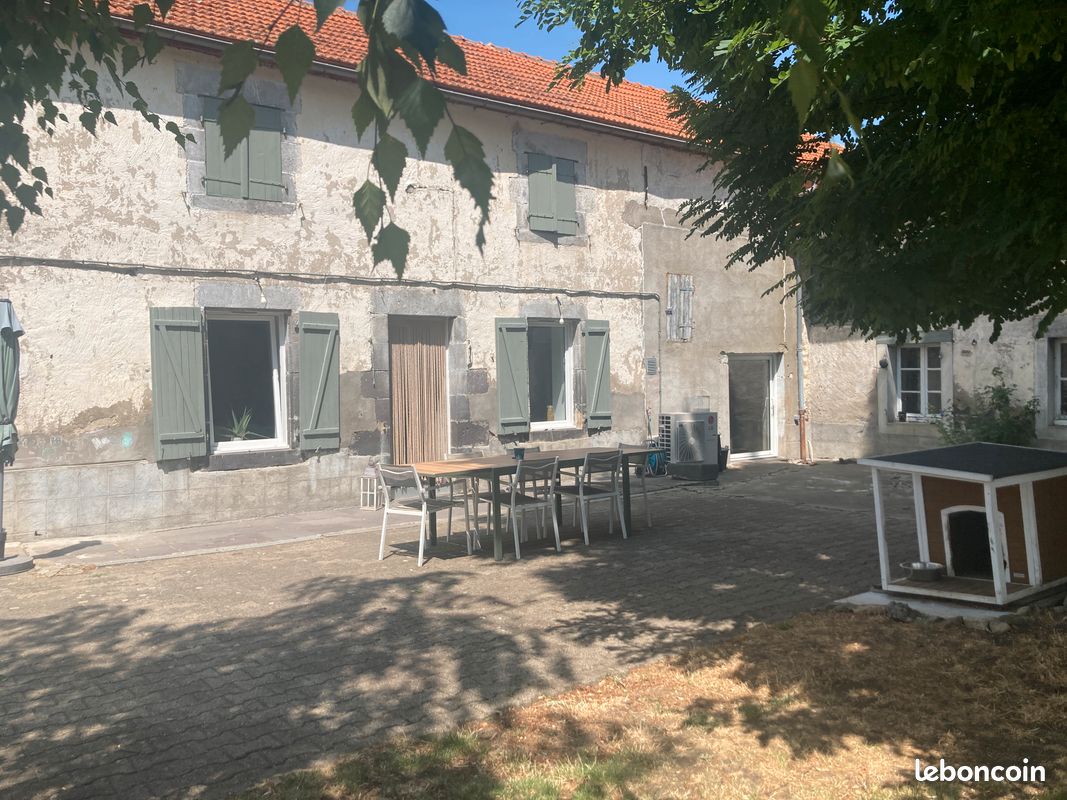 Maison 5 pièces 92 m² · à Le Cheix-sur-Morge · 92 m² · 260 000 €