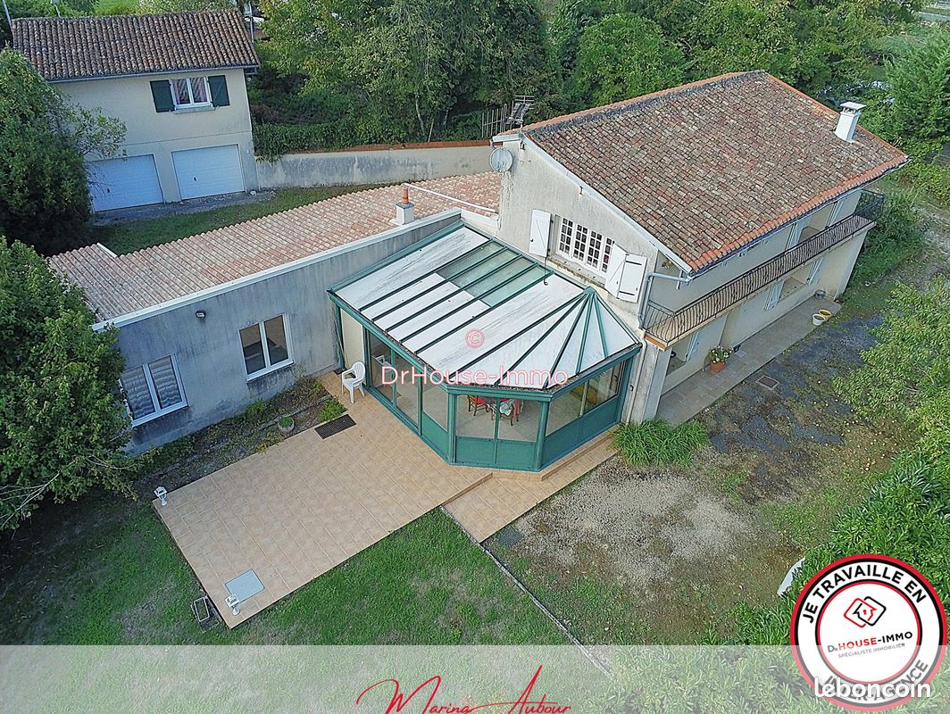 Maison 6 pièces 140 m² · à Béruges · 140 m² · 199 999 €