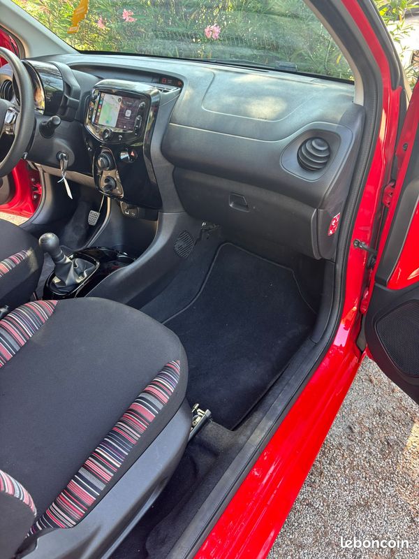 Citroën C1 FEEL VTI 72 CH Moteur à Chaine TOYOTA, CARPLAY, Caméra De Recul, Climatisation, Garantie 3 Mois (image 5)