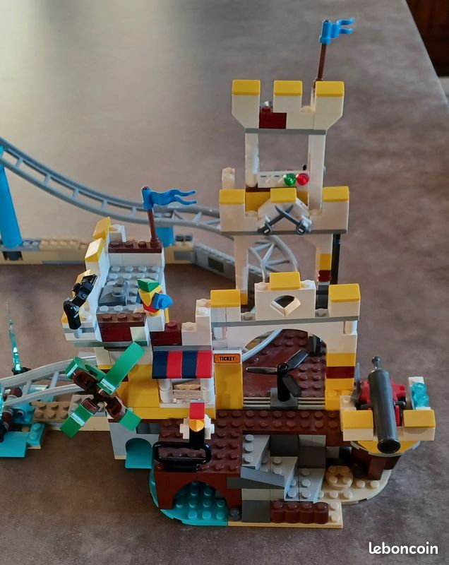 LEGO Creator 31084 (image 3)