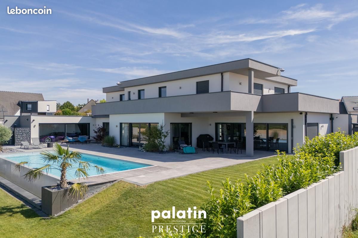 Maison 7 pièces 317 m² · à Truchtersheim · 317 m² · 2 080 000 €