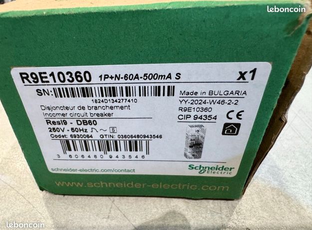 Schneider Disjoncteur branchement Resi9 DB60 - Dif inst - 15 et 30 et 45A 500mA pas cher