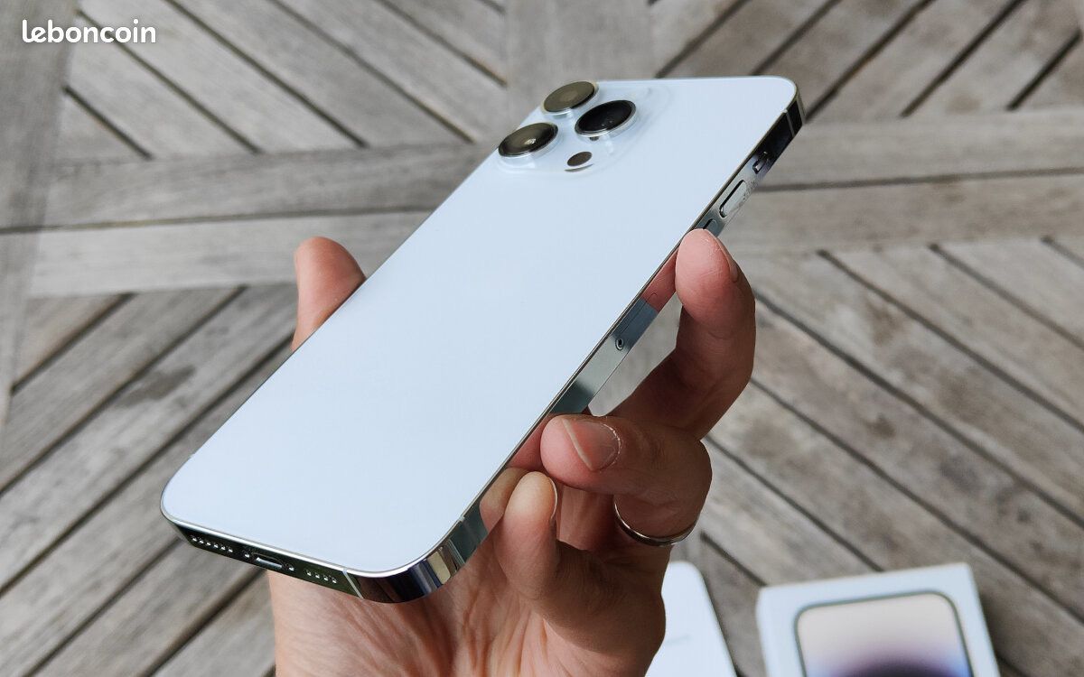 IPhone 14 (image 2)
