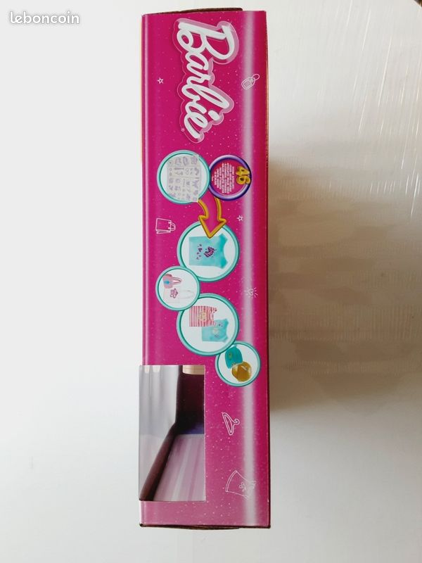 Barbie Coffret Boutique Créations avec Portant Multi Creation MATTEL Neuf scellé (image 3)