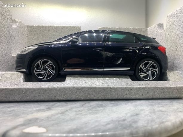 Miniature Citroën DS5 Performance Line Norev 1/43 (Grise, 2016, Réf 155576)