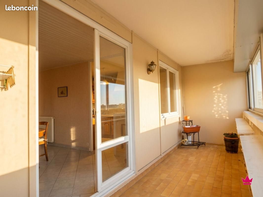 Appartement 3 pièces 78 m² · à Saint-Priest · 78 m² · 174 000 €