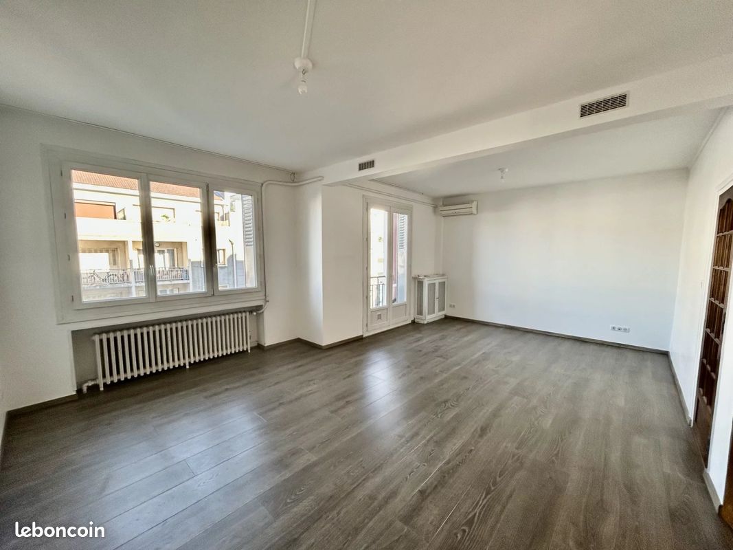 Appartement 4 pièces 81 m² · à Grenoble · 81 m² · 180 000 €