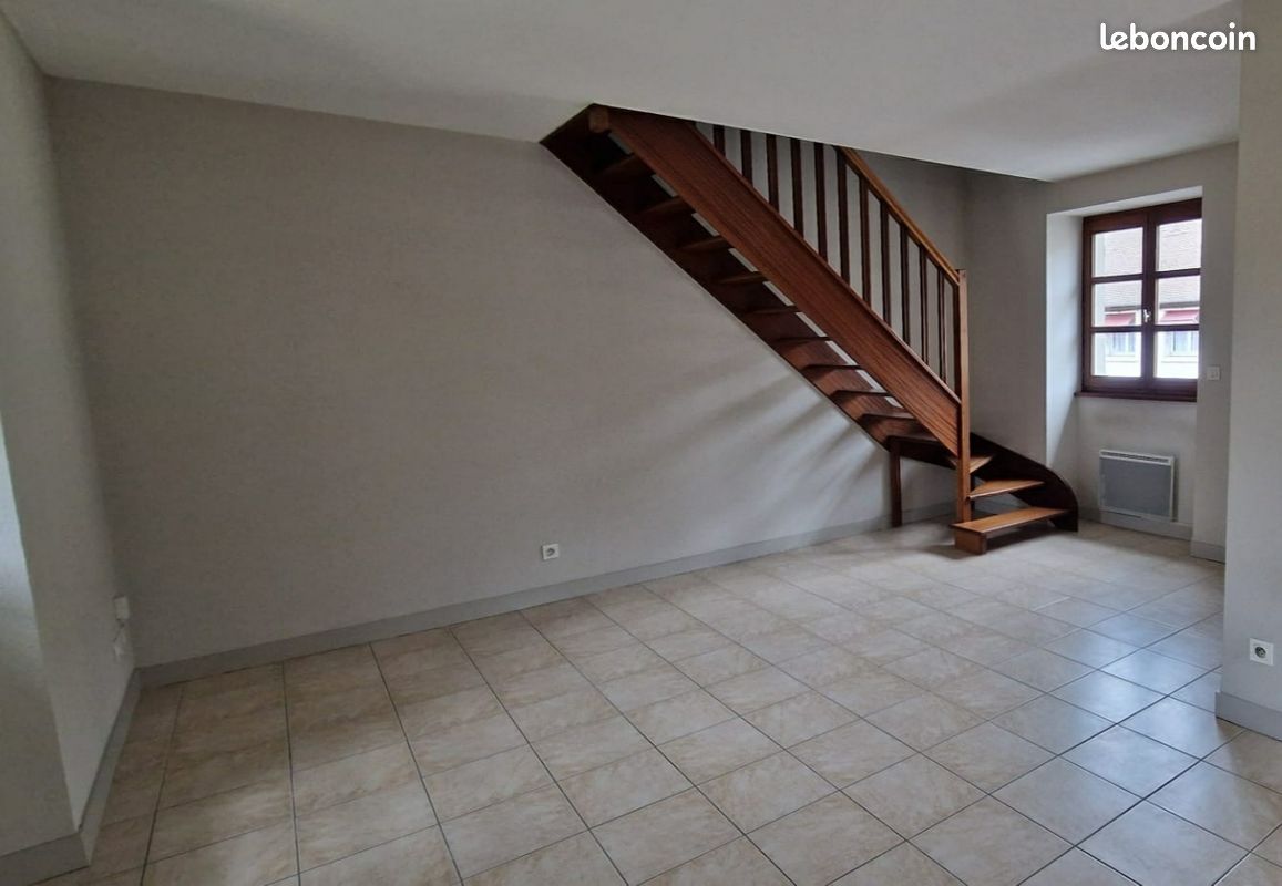Appartement 3 pièce(s) 63 m²à louer Lons-le-saunier