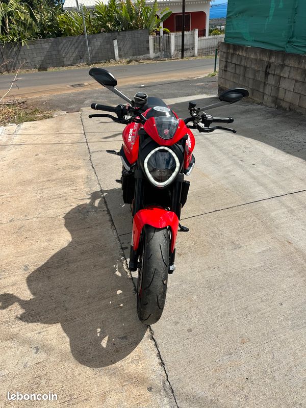 Ducati Monster 2022 (image 1)
