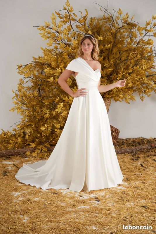 Robe de mariée Couture Nuptiale modèle Floride Taille 44 1m60