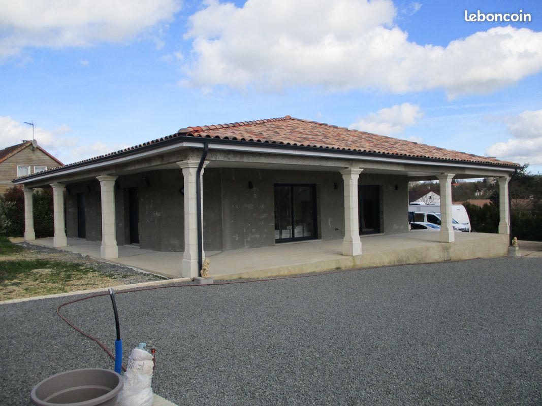 Maison 5 pièces 150 m² - Valence-en-Poitou 86700 Couhé (image principale 0)