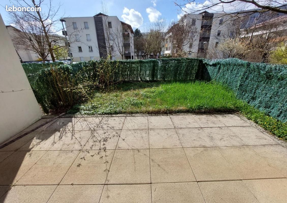 Appartement 3 pièces 75 m² · à Meylan · 75 m² · 1 046 €/mois