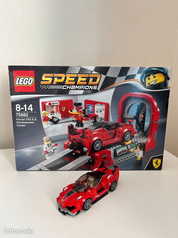 LEGO Speed Champions – Ferrari FXX K Development Center (75882