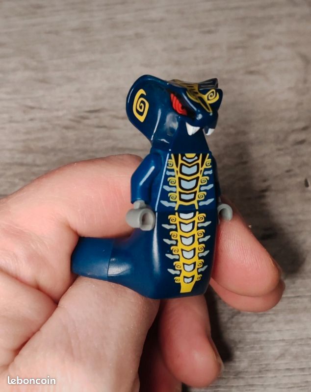 Figurine Lego Ninjago Skales (image 1)