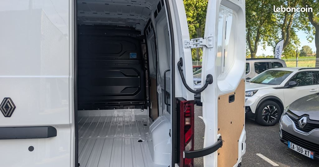 Renault Master L2H2 EXTRA 150 CV (image 5)