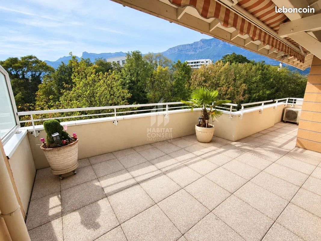 Appartement 4 pièces 103 m² · au Pont-de-Claix · 103 m² · 278 000 €