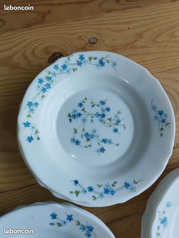 Assiettes creuses arcopal myosotis (image 2)