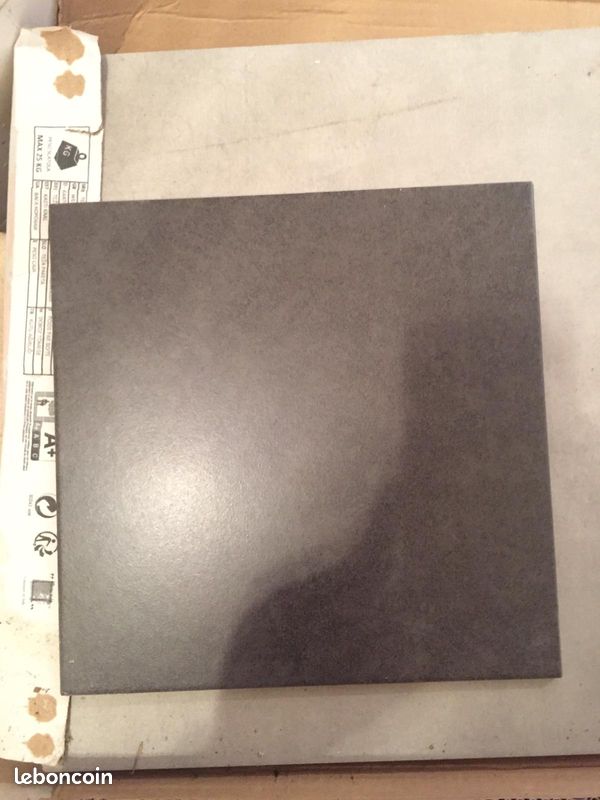 Carreaux Carrelage Gris Foncé 30x30 (image 1)