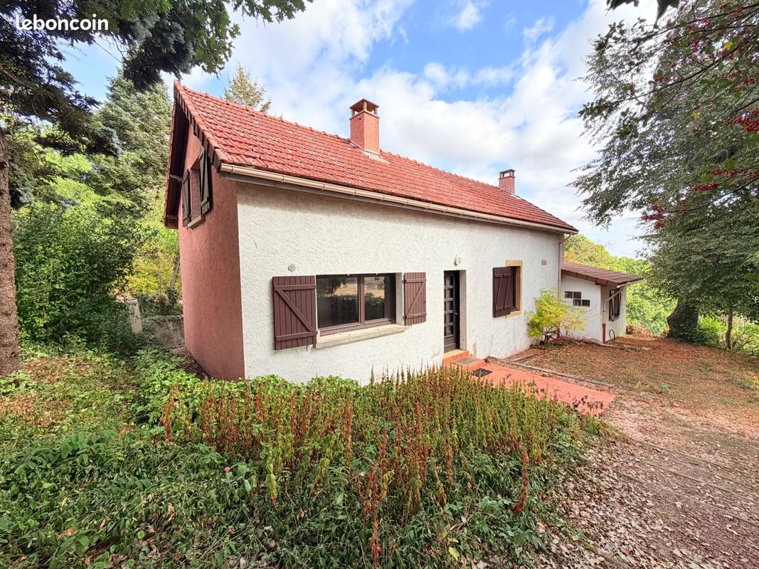 Maison 6 pièces 125 m² · à Neuvy-Grandchamp · 125 m² · 130 000 €