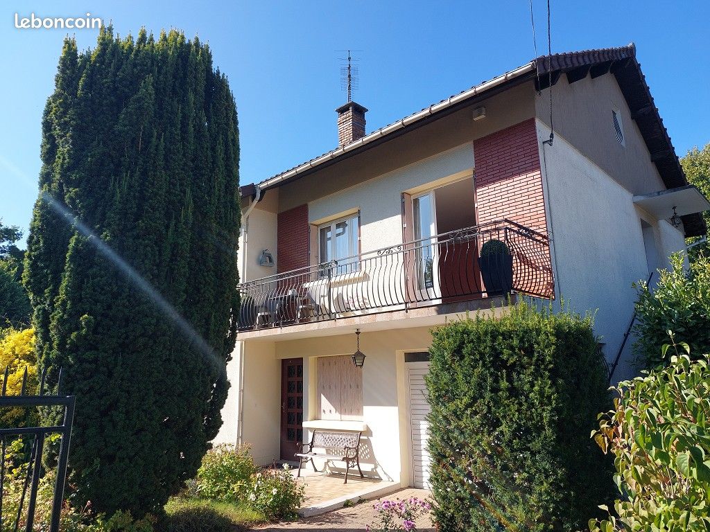Maison 8 pièces 140 m² · à Boussy-Saint-Antoine · 140 m² · 324 000 €