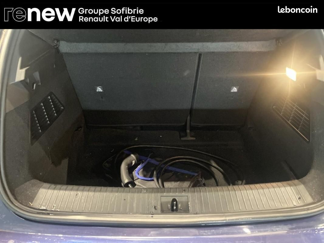Renault Mégane E-TECH EV60 220 ch super charge Iconic (image 6)