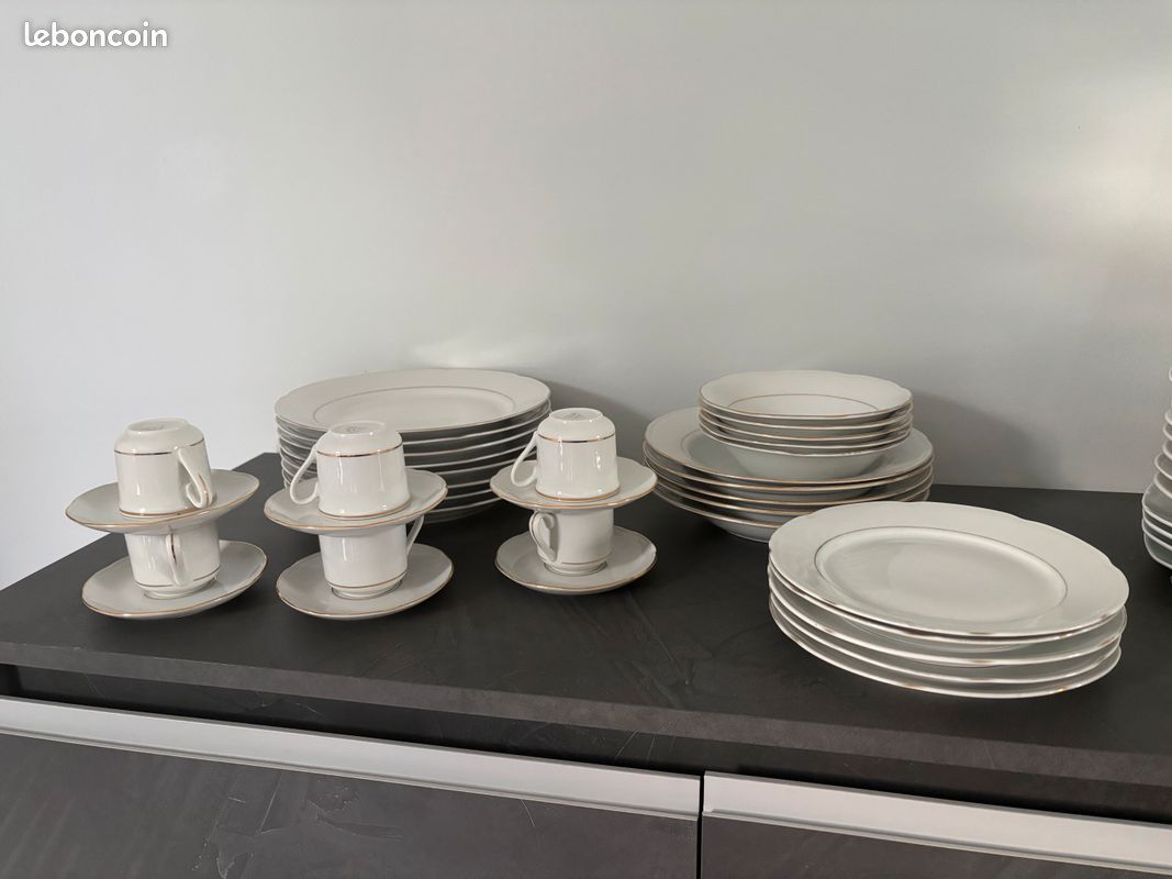 Service porcelaine de Limoges Doré (image 1)