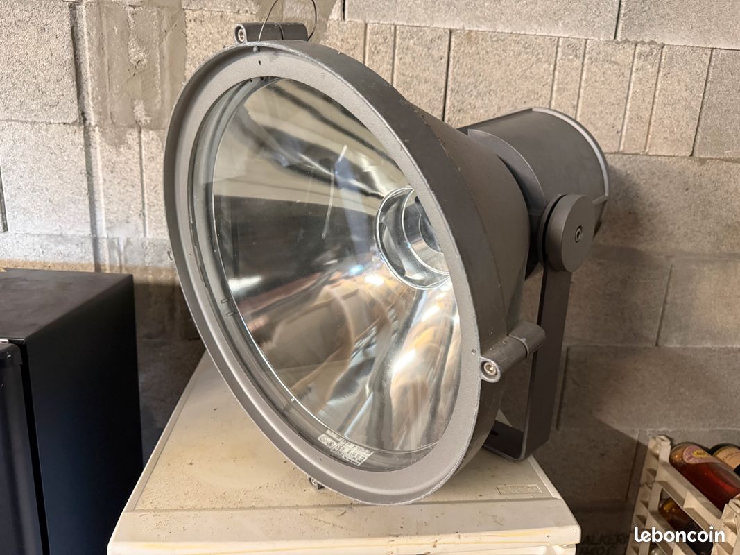 Projecteur Iguzzini 5674 (image 2)