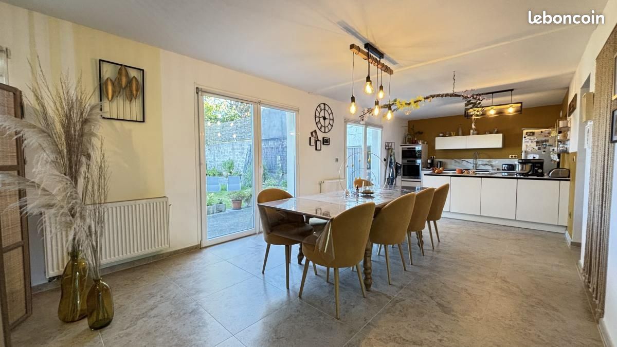 Maison 5 pièces 143 m² · à Boulogne-sur-Mer · 143 m² · 341 000 €