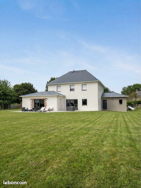 Maison 9 pièces 200 m² · à Combourg · 200 m² · 480 000 €