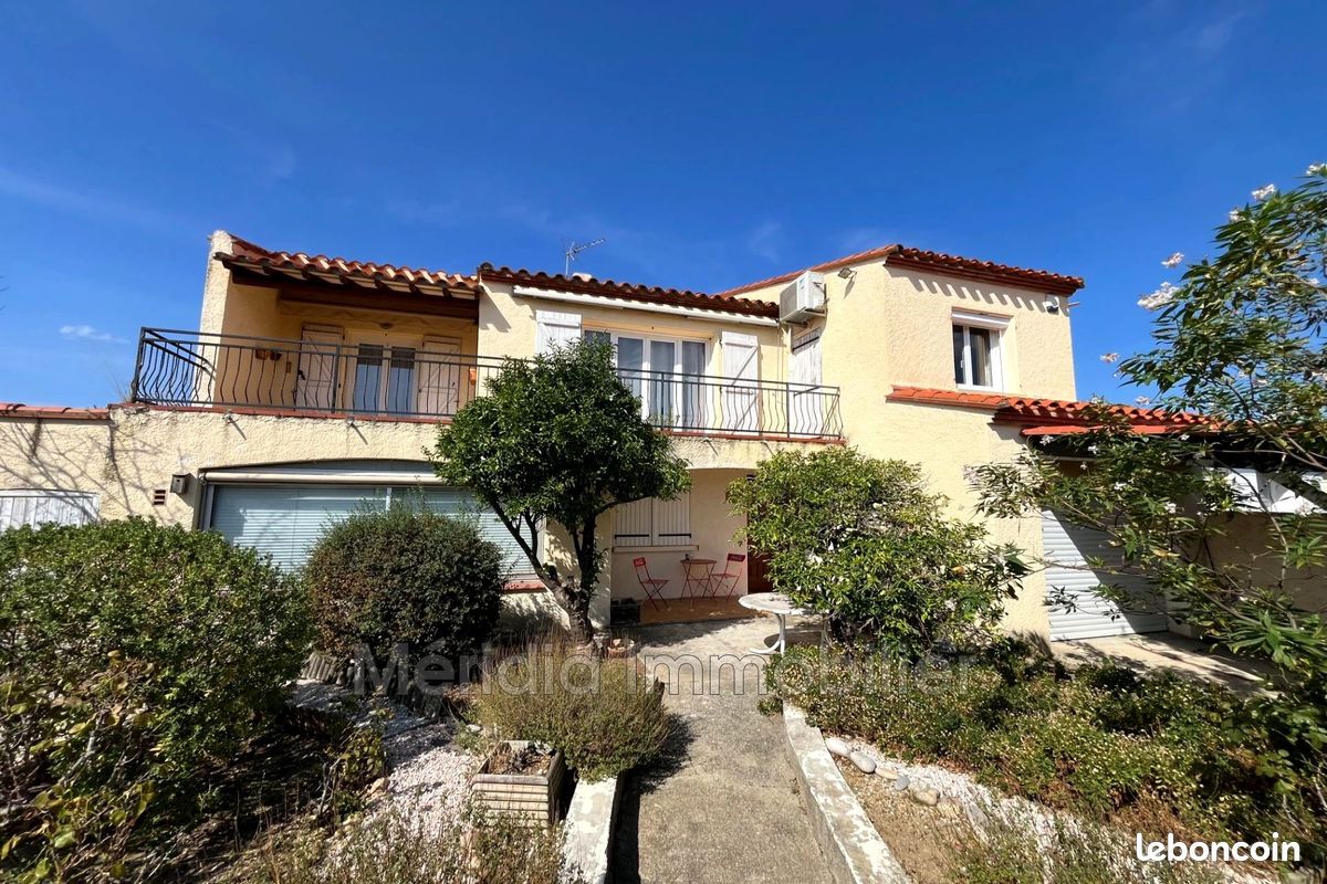 Maison 7 pièces 205 m² · à Saint-Féliu-d'Avall · 205 m² · 245 000 €