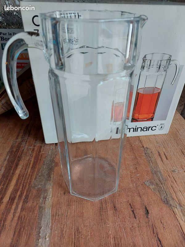 Jolie grande Carafe 2 litres et 6 verres assortis (image 1)