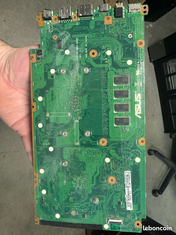 Carte Mère Asus X55VD – Processeur Intel Core I3-2370M – 2 Cœurs/4 Threads – Occasion