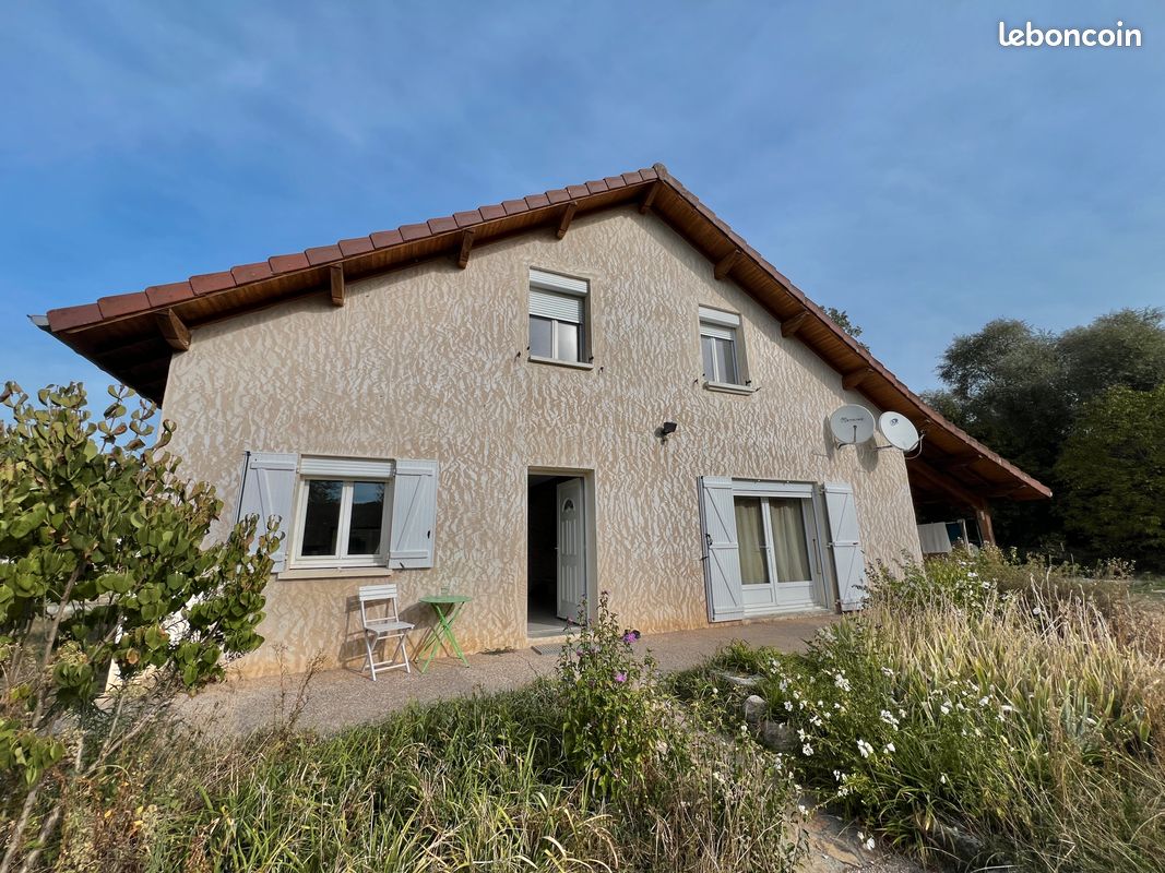 Maison 6 pièces 147 m² · à Artemare · 147 m² · 330 000 €