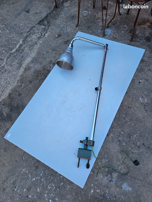 Lampe d'atelier articulée années 50 (image 8)