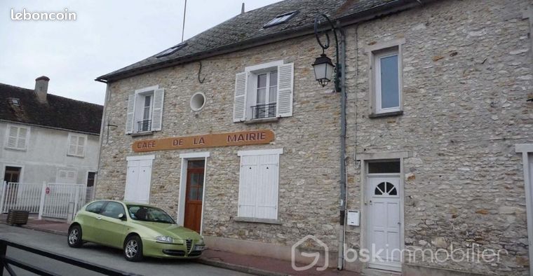 Immeuble 8 pièces 146 m²