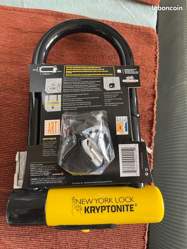 Kryptonite New York Standard Antivol En U Pour Vélo - Sécurité 9/10, Protection Ultime Contre Le Vol, 10.2 Cm X 20.3 Cm