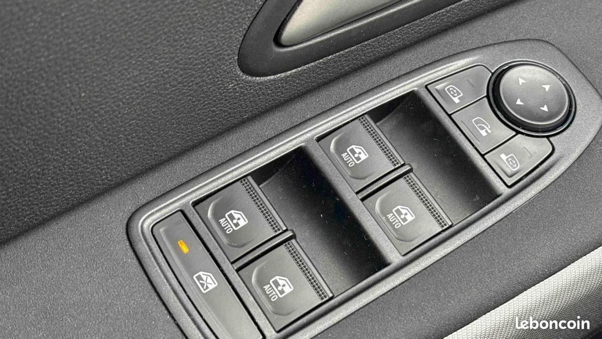 Dacia bigster HYBRID 155 Journey (image 26)