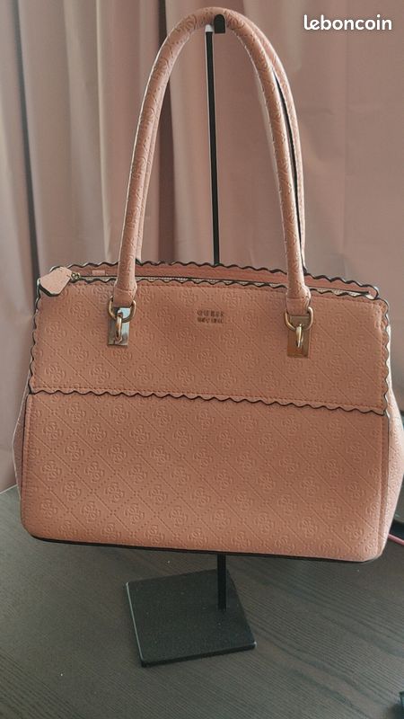 Satchel Sac Guess Rose Poudre Sac à Main Guess Rose Poudré