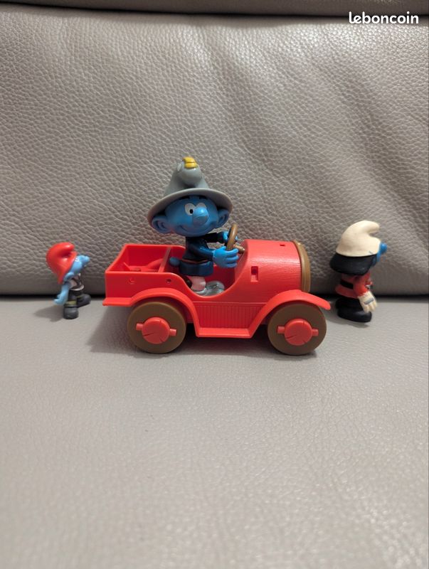 Lot de schtroumpf pompiers avec camion 2013 smurf (image 2)
