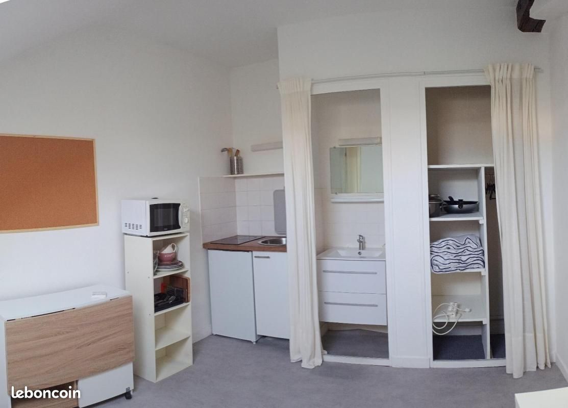 Appartement 1 pièce 9 m² · à Angers · 9 m² · 420 €/mois