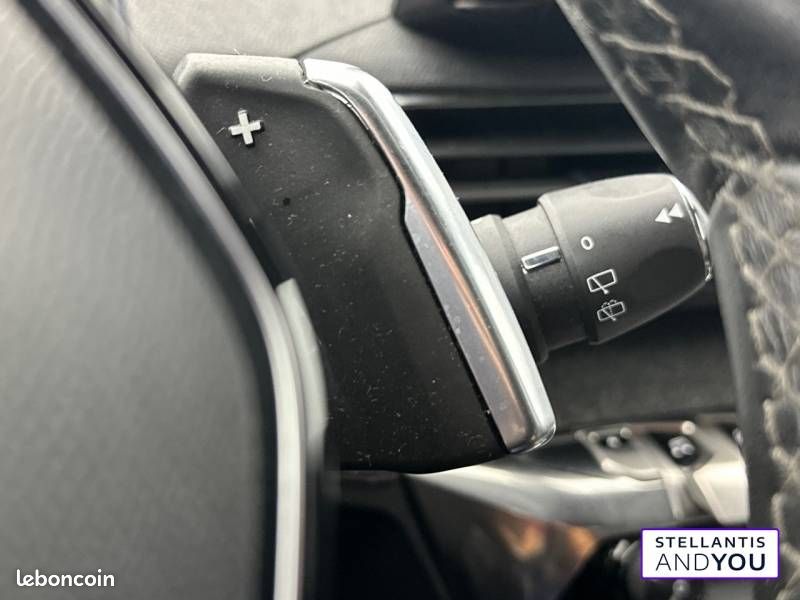 Peugeot 3008 Hybrid 225 e-EAT8 Allure Pack (image 18)