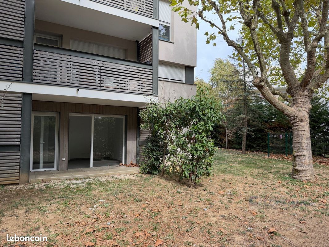 Appartement 2 pièces 45 m² · à Décines-Charpieu · 45 m² · 179 000 €