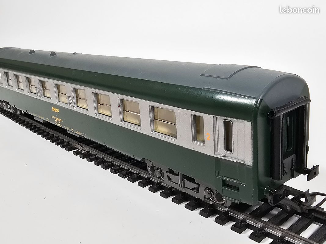 1:87 Ho RMA 128/2 Voiture de Tourisme 2. Petits Uic B10 T N