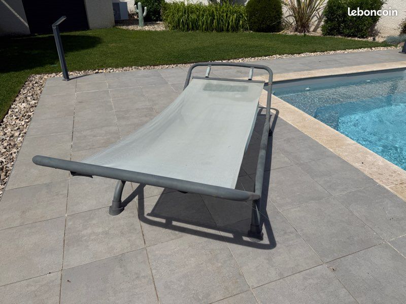 Bain de soleil / Transat de piscine (image 2)