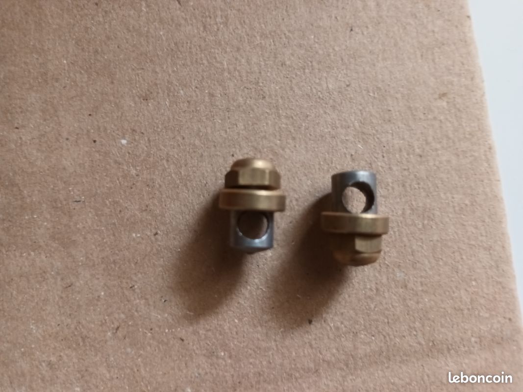 Serre-tringle pour garde bous vélo année 50 (image 3)