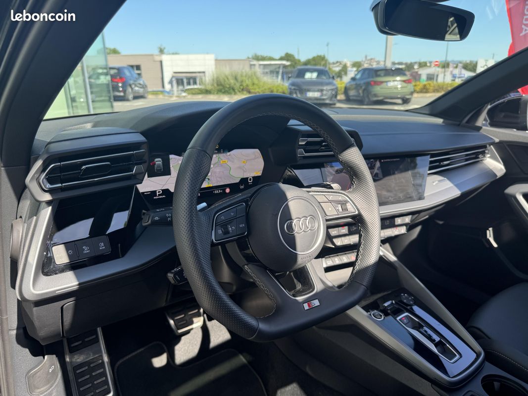AUDI A3 Sportback TFSI Mild Hybrid 150 S tronic 7 S line (image 11)
