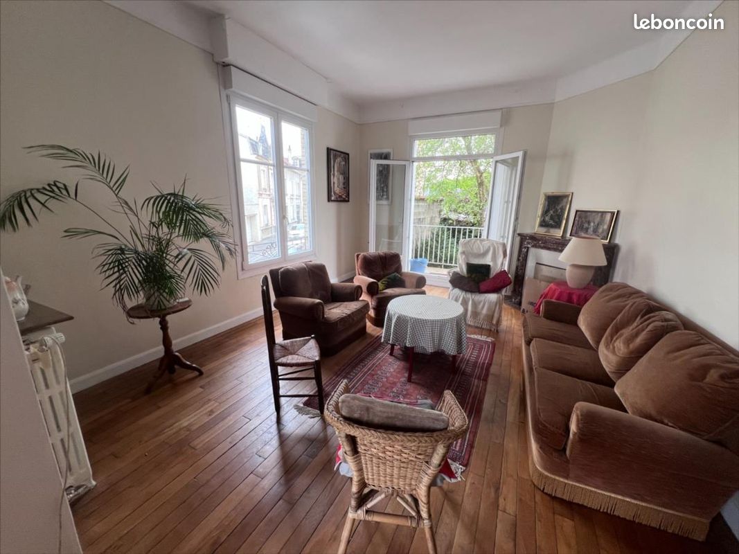 Immeuble 14 pièces 390 m² · à Reims · 390 m² · 888 000 €
